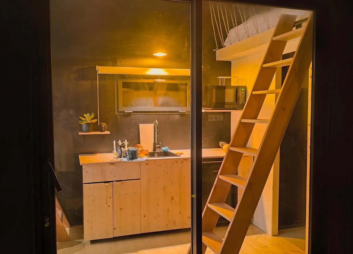 Moose Tiny House Basalt Villa Cros  0*, Cros (Puy-de-Dome) France